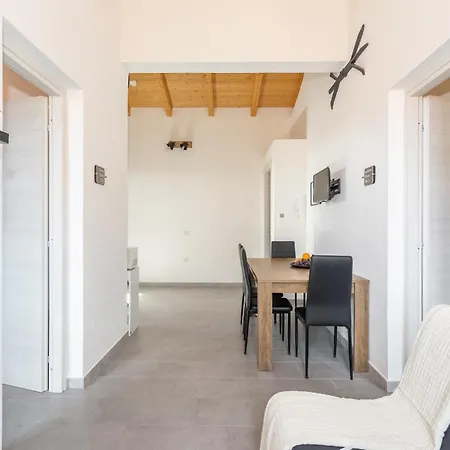 Costa Ovest Apartment Waves