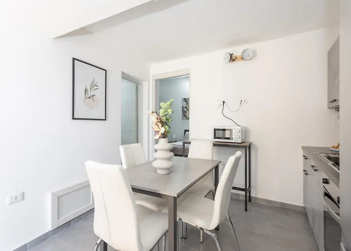 Costa Ovest Apartment Waves Apartman *